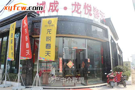 西外仁和春天一小附近精装三房九成新